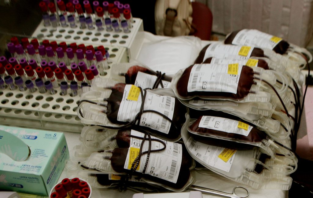 Παιδιά μολύνθηκαν με AIDS μετά από μεταγγίσεις αίματος