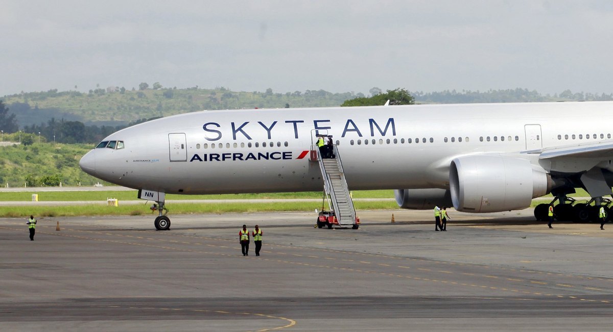 Συναγερμός για πτήση της Air France – Δυο συλλήψεις