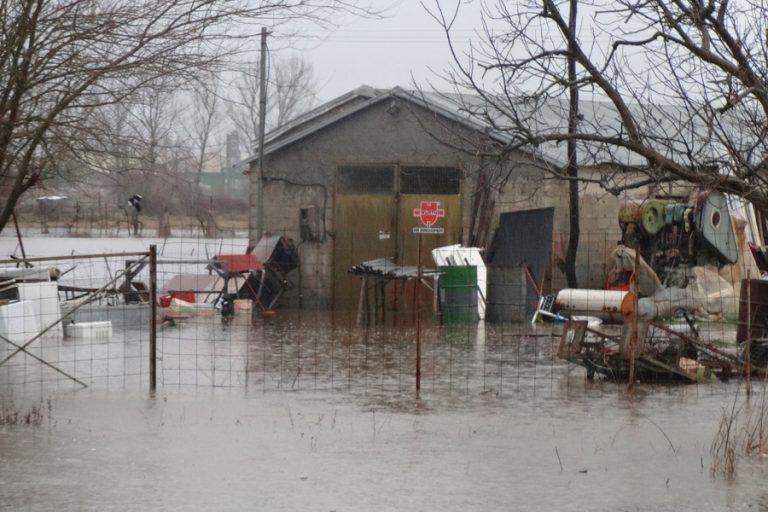 Αιτωλοακαρνανία: Ξεκίνησαν οι απογραφές των ζημιών από τις πλημμύρες – Ποια σχολεία δεν θα ανοίξουν την Δευτέρα