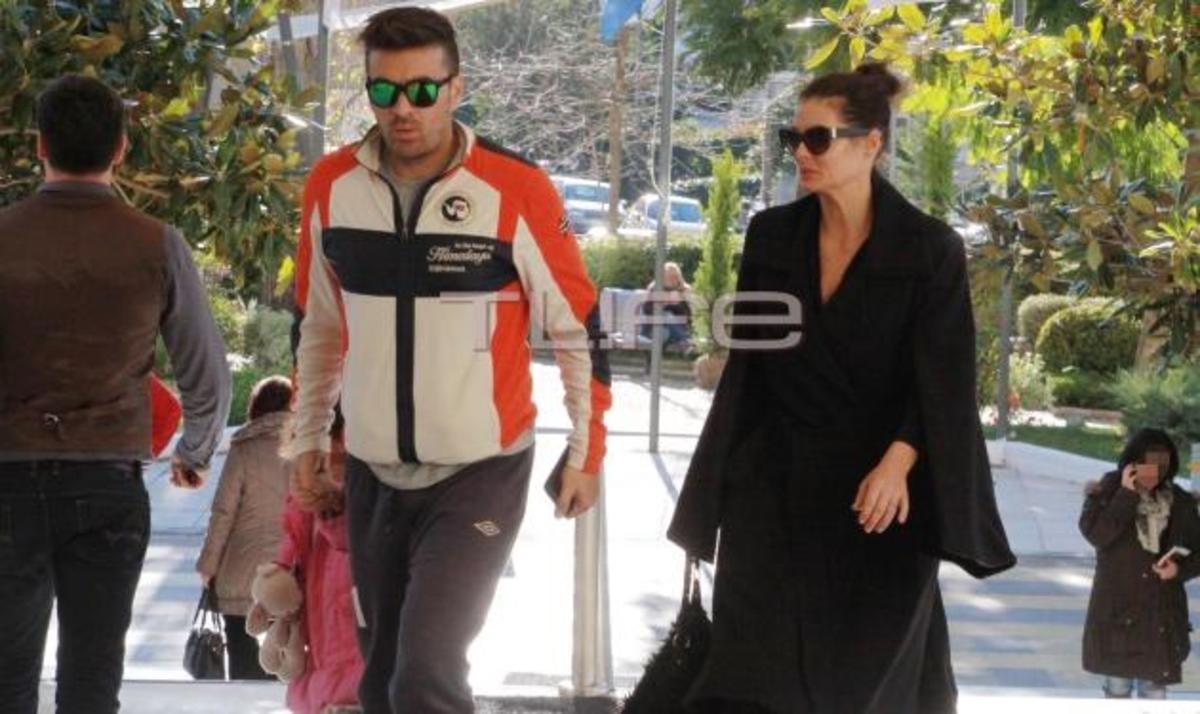 Στο νοσοκομείο με την κόρη τους η Μαρία Κορινθίου και ο Γιάννης Αϊβάζης!