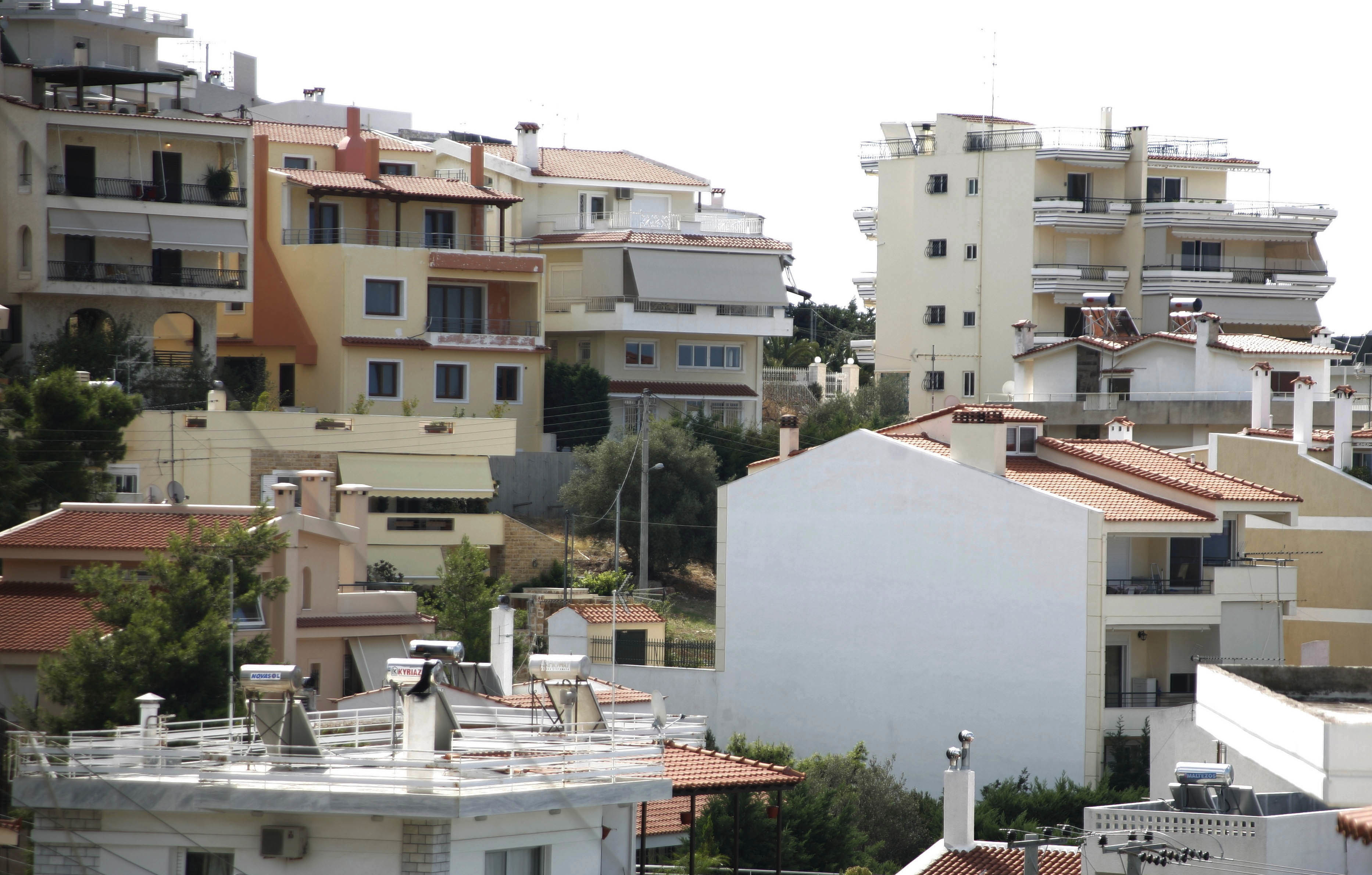 Πόσα πλήρωσαν οι Έλληνες για τους ημιυπαίθριους