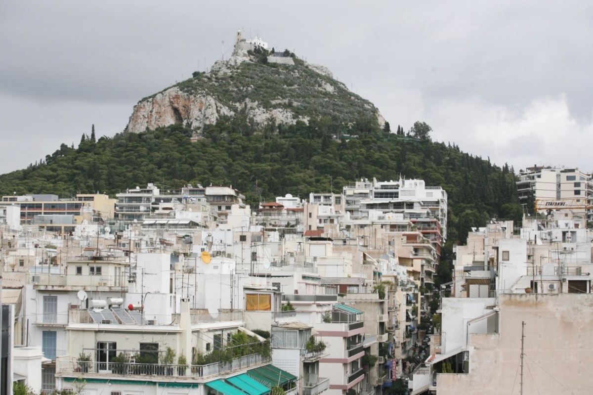 “Μαλακώνουν” τα τεκμήρια για ΙΧ και ακίνητα