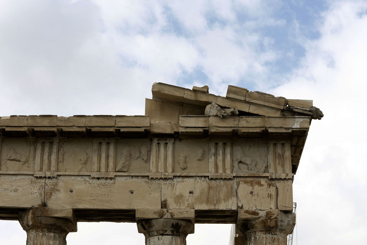 Διαψεύδουν οι Βρετανοί την ταξιδιωτική οδηγία για την Ελλάδα