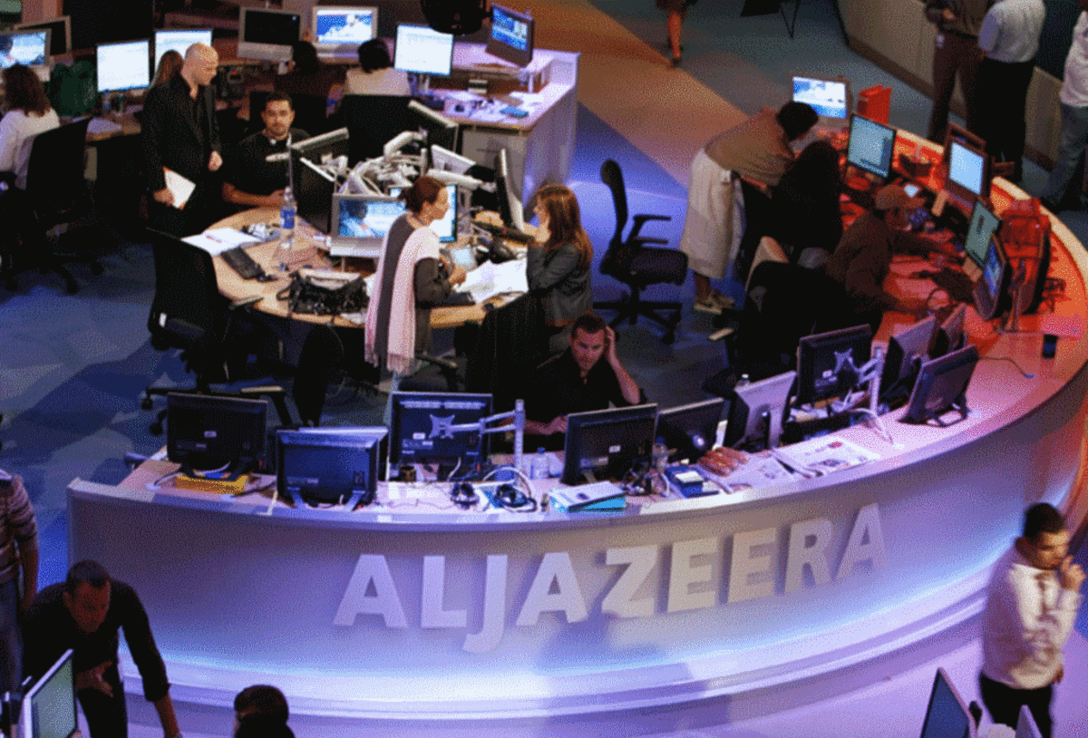 Η αστυνομία εισέβαλε στο Al Jazeera και κατάσχεσε τον εξοπλισμό