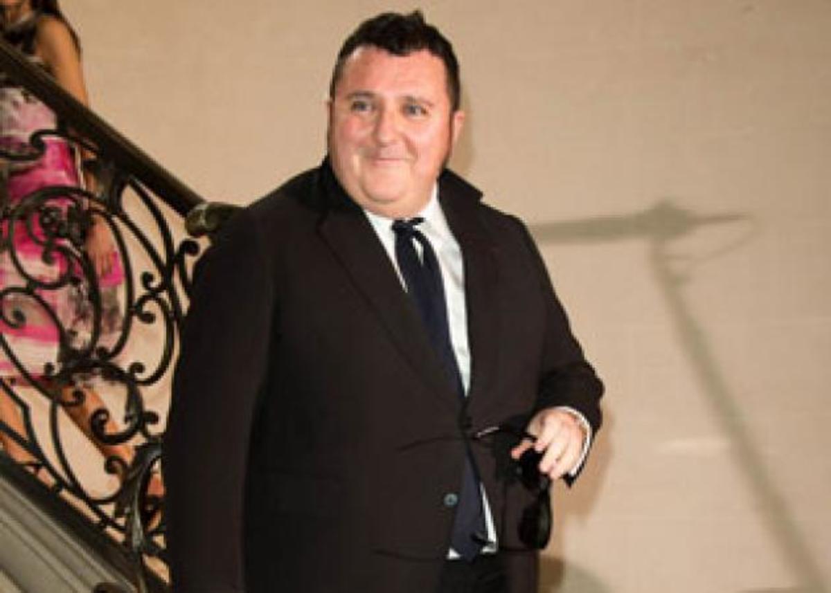 Alber Elbaz:” Όταν ξεκίνησα είχα ένα μικρό τραπέζι μέσα σε ένα δοκιμαστήριο”