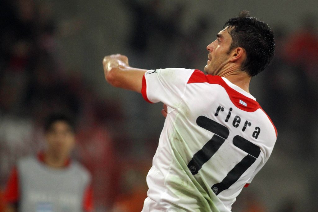 “Κρητικός” ο Ριέρα!