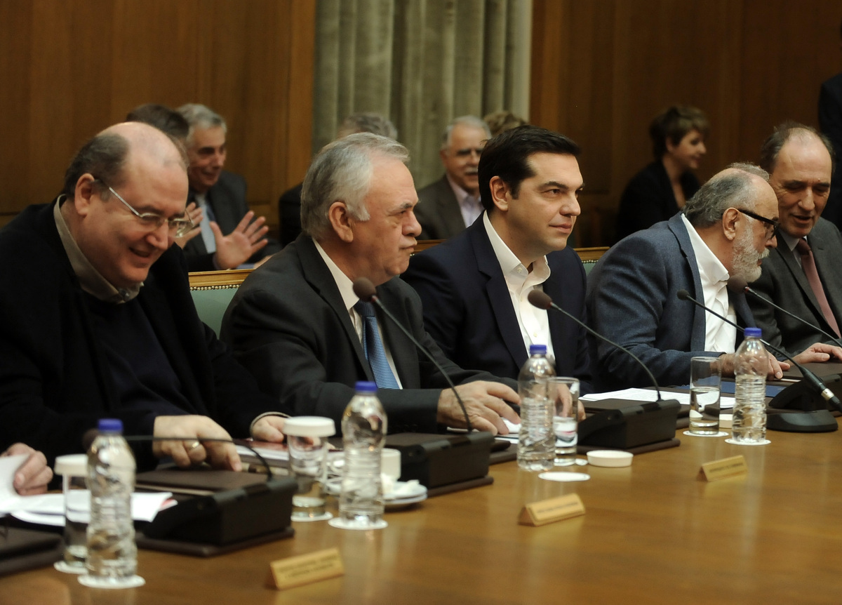 Κυβέρνηση: Δεν μας έχει ζητηθεί μείωση συντάξεων – Όχι σε διάλογο με τους αγρότες με τελεσίγραφα!