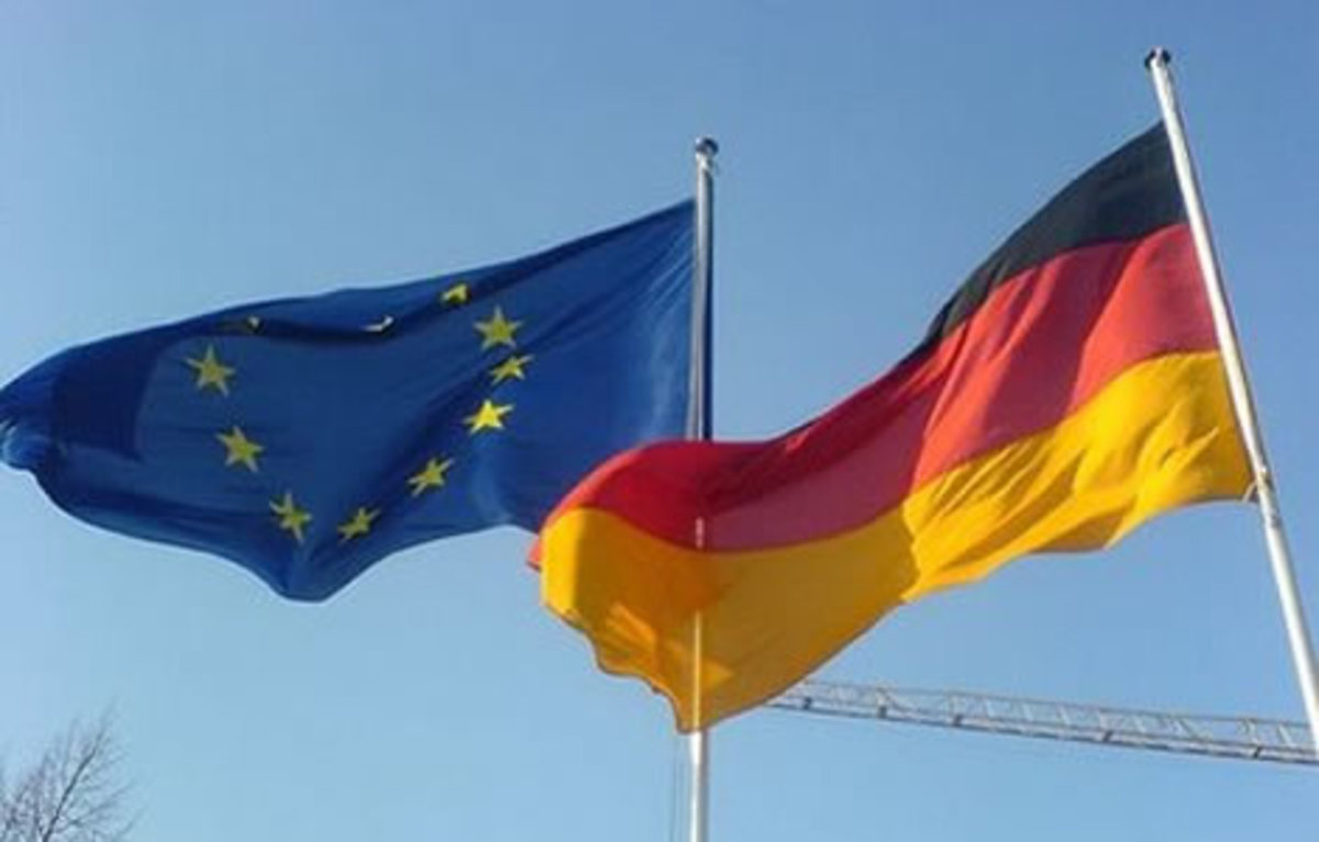Το 50% των Γερμανών τάσσεται υπέρ της παραμονής της χώρας στην ευρωζώνη