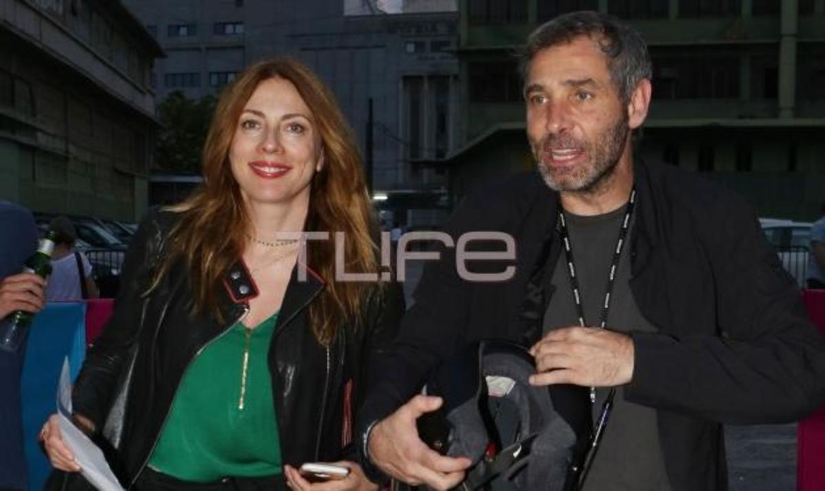 Σμαράγδα Καρύδη – Θοδωρής Αθερίδης: Χαμογελαστοί σε νέα έξοδο για δύο!