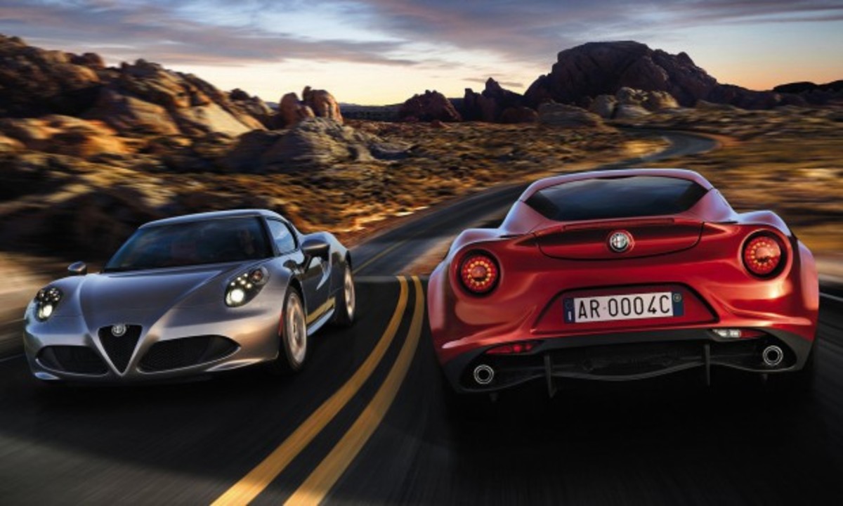 Η Alfa Romeo 4C «πετάει» την οροφή της και πάει στην έκθεση της Γενεύης