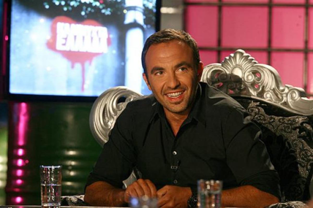 Που βολτάρει αυτή την ώρα ο Νίκος Αλιάγας στην Αθήνα ;