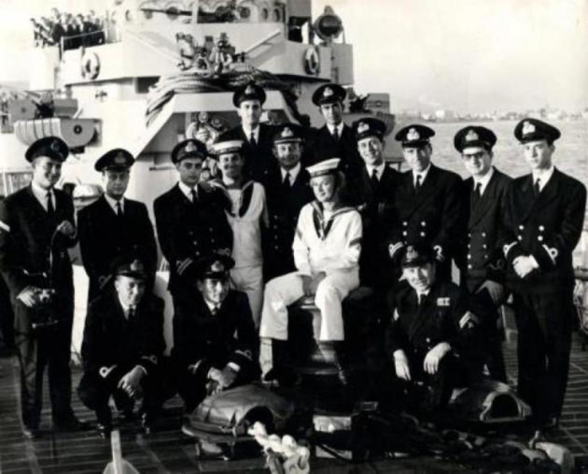 Οι ναυτικοί δόκιμοι Αλίκη Βουγιουκλάκη και Δημ.Παπαμιχαήλ! Σπάνιες φωτογραφίες