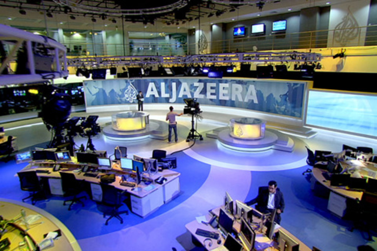 Σε δίκη παραπέμπονται 20 δημοσιογράφοι του καναλιού Αλ Τζαζίρα