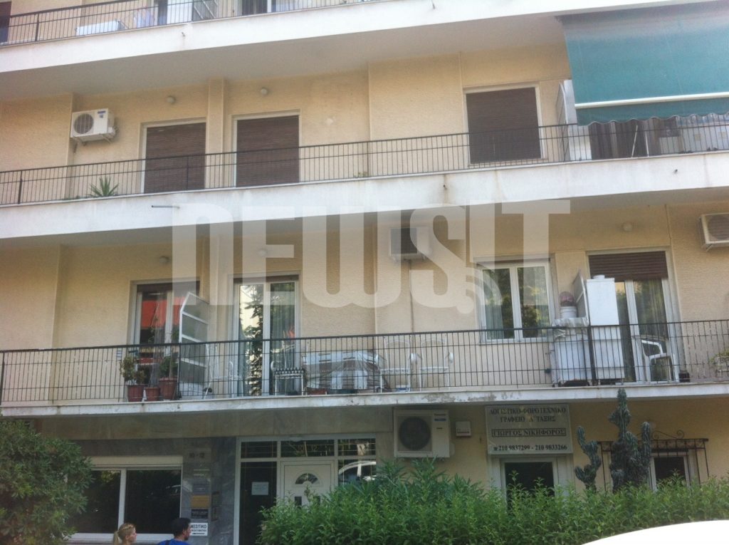 “Μπούκαραν” σε σπίτι 25χρονου εμπόρου πολύτιμων λίθων