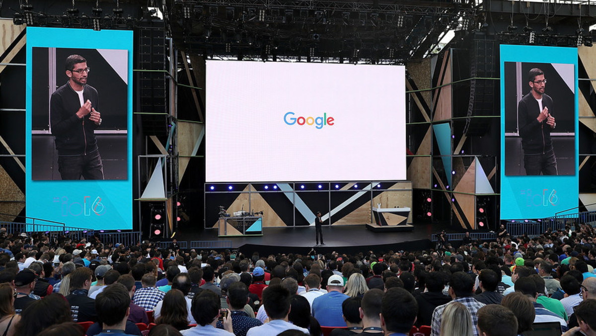 Aύξηση εσόδων για τη μητρική της Google!