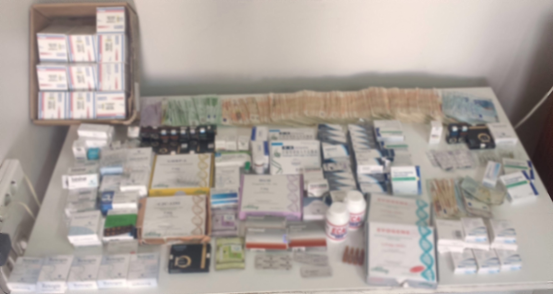 Σύλληψη δύο ατόμων στον Κορυδαλλό για κατοχή και εμπορία αναβολικών ουσιών