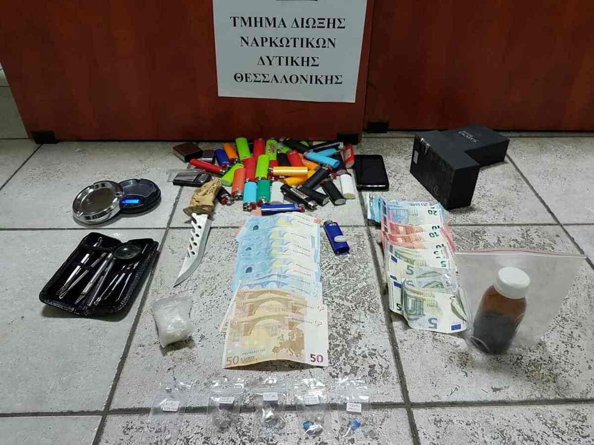Θεσσαλονίκη: Έκρυβε ναρκωτικά σε αναπτήρες! [pic]