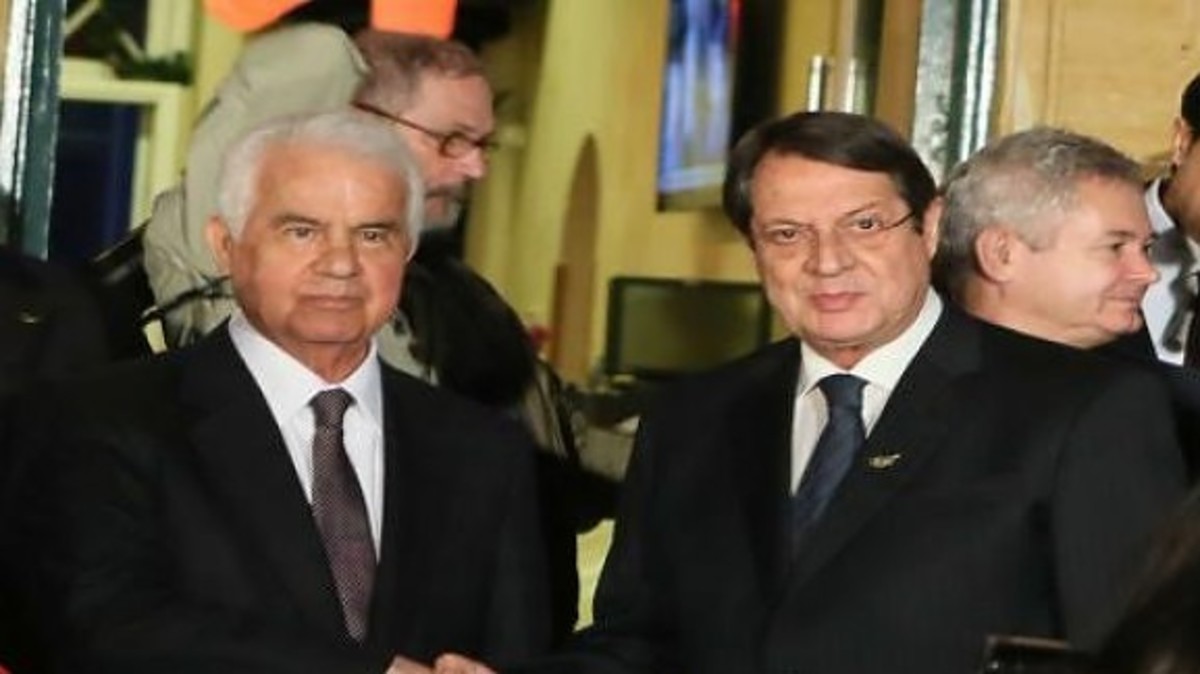 Κυπριακό: “Κλειδώνει” το κοινό ανακοινωθέν – Στην Αθήνα αύριο ο Πρόεδρος Αναστασιάδης