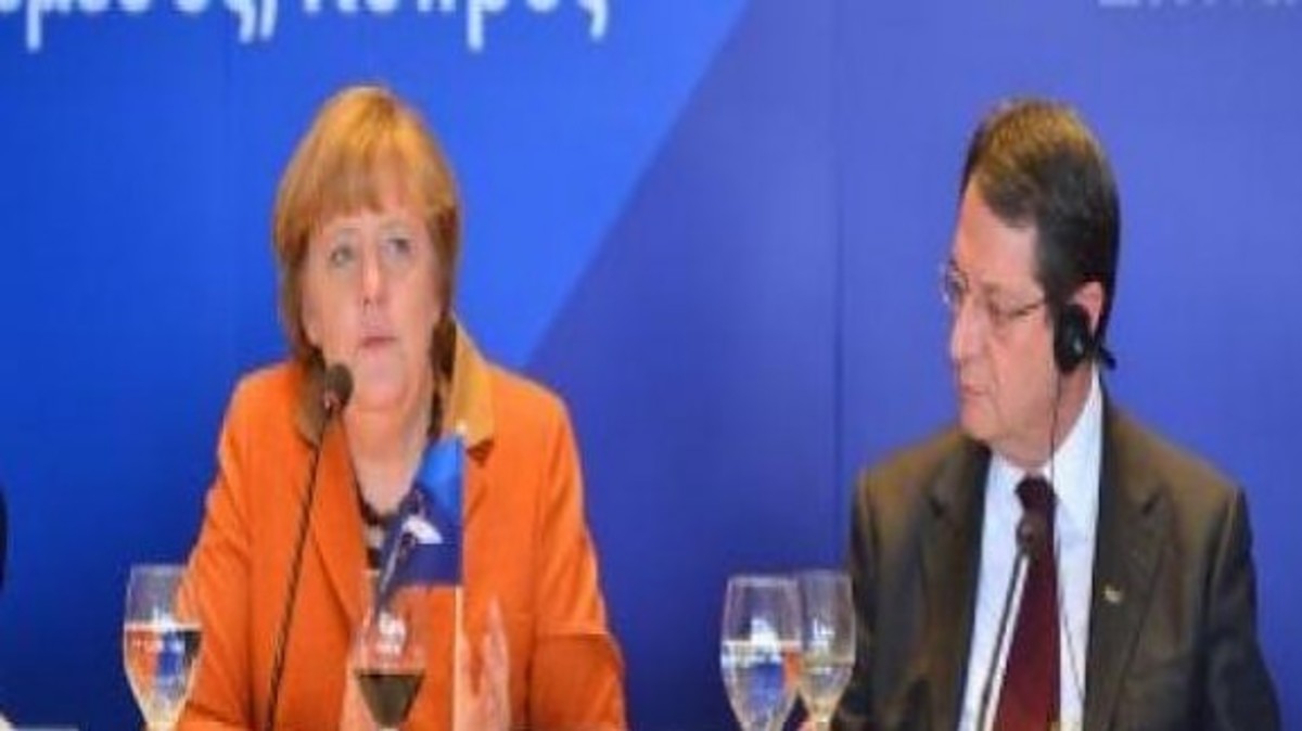 Η Μέρκελ τηλεφώνησε στον Αναστασιάδη