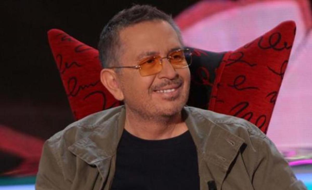 Επιστρέφει στις οθόνες ο Θέμος με το «Όλα HOT»!