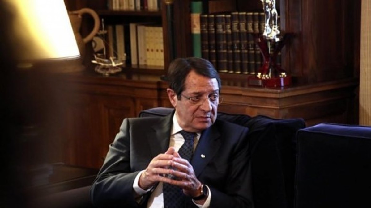 «Πόλεμος» Αναστασιάδης –ΜΜΕ; – «Τα ΜΜΕ τα έπαιρναν για να διαφημίζουν τράπεζες και όχι οι πολιτικοί»
