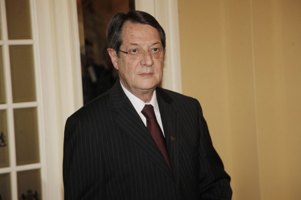 Το τηλεφώνημα Τσαβούσογλου σε Αναστασιάδη για “περαστικά” και Κυπριακό