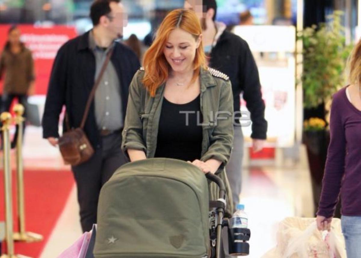 Πηνελόπη Αναστασοπούλου: Οι πρώτες βόλτες με την κόρη της! Φωτογραφίες