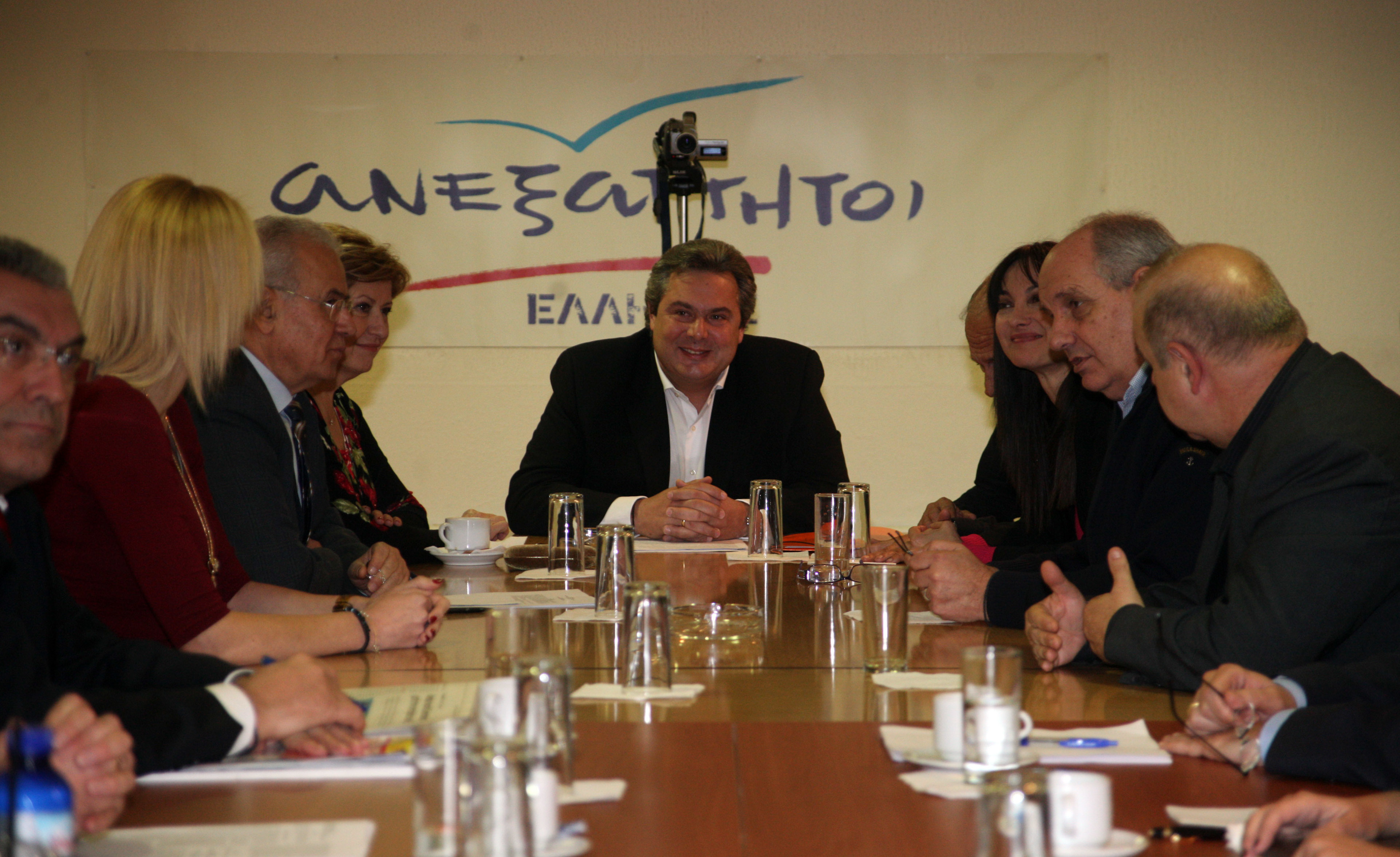 Ραγδαίες εξελίξεις στους ΑΝΕΛ – Πληροφορίες και για τρίτο βουλευτή που θα ανεξαρτητοποιηθεί – Καταγγέλλει υπονόμευση η Ραχήλ Μακρή
