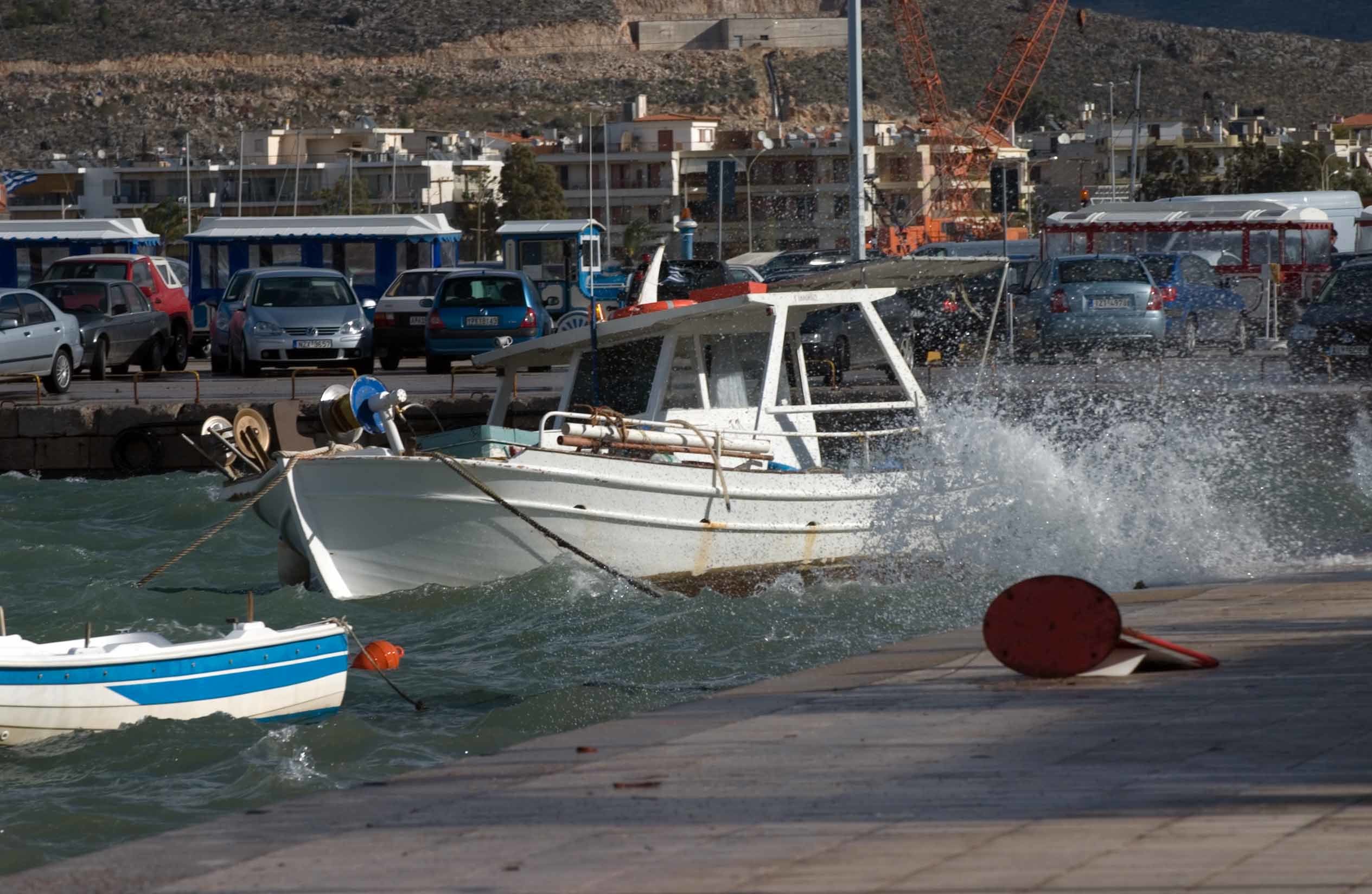 Προβλήματα στις θαλάσσιες συγκοινωνίες