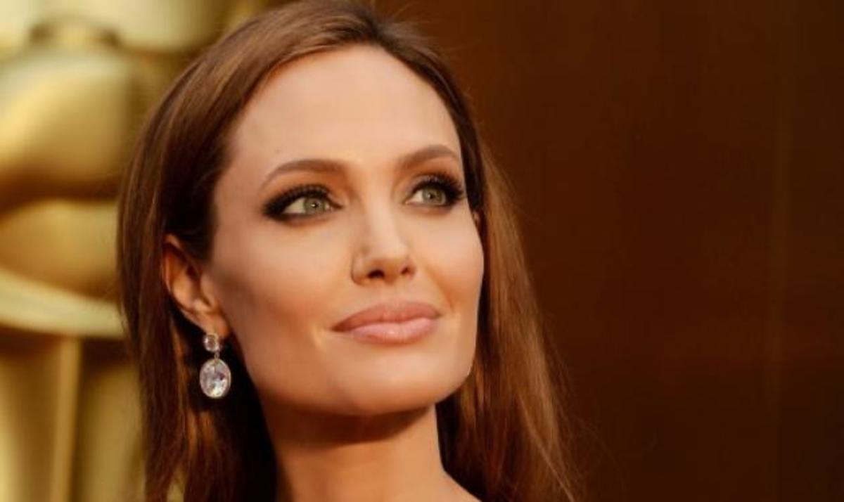Με μήνυση απαντά η Angelina Jolie στη Daily Mail για το εξευτελιστικό βίντεο