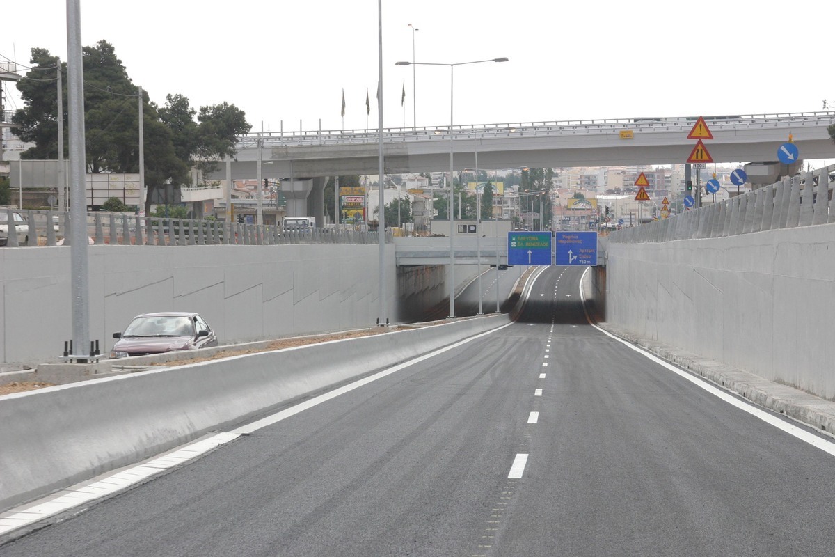 Νέα έργα ενέκρινε ο υπουργός – Πώς θα αλλάξουν μορφή βασικοί δρόμοι στην Αθήνα