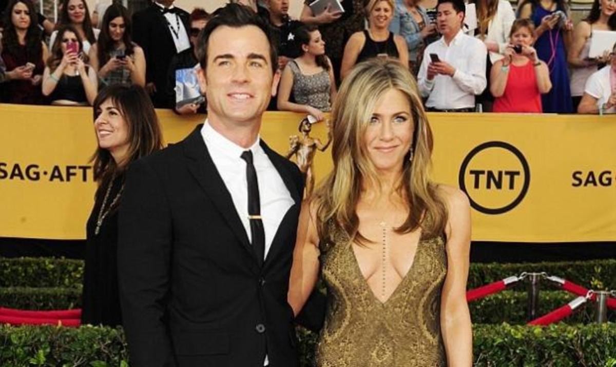 Μήνα του μέλιτος με τους… φίλους της κάνει η Jennifer Aniston! ΦΩΤΟ