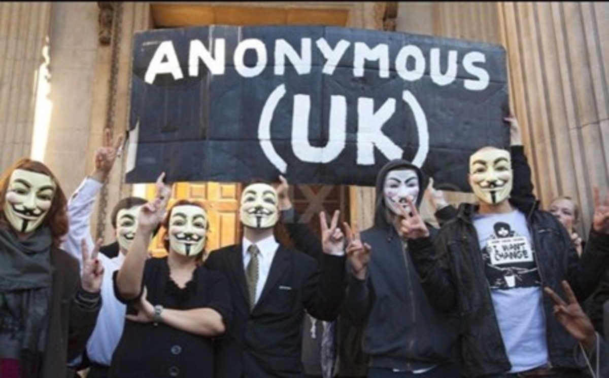 Οι Anonymous ξεσκέπασαν μέλη ακροδεξιάς οργάνωσης