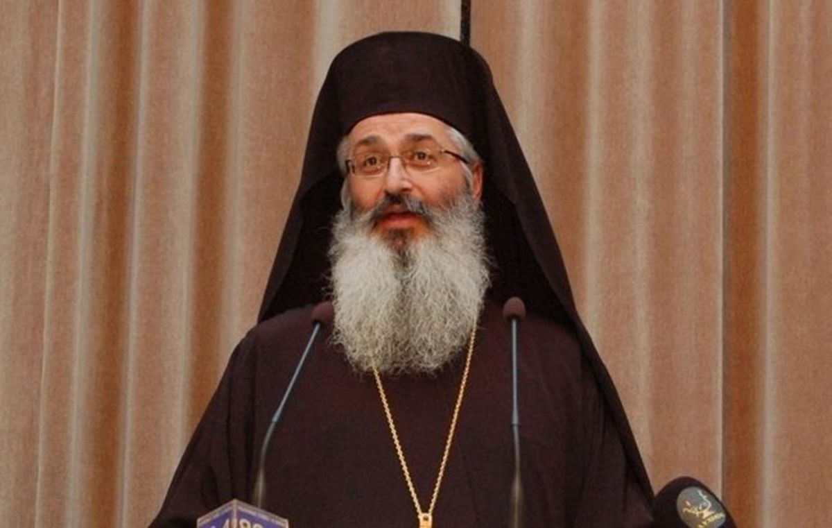 Συλλήψεις για υβριστικά συνθήματα κατά του Μητροπολίτη Αλεξανδρούπολης!