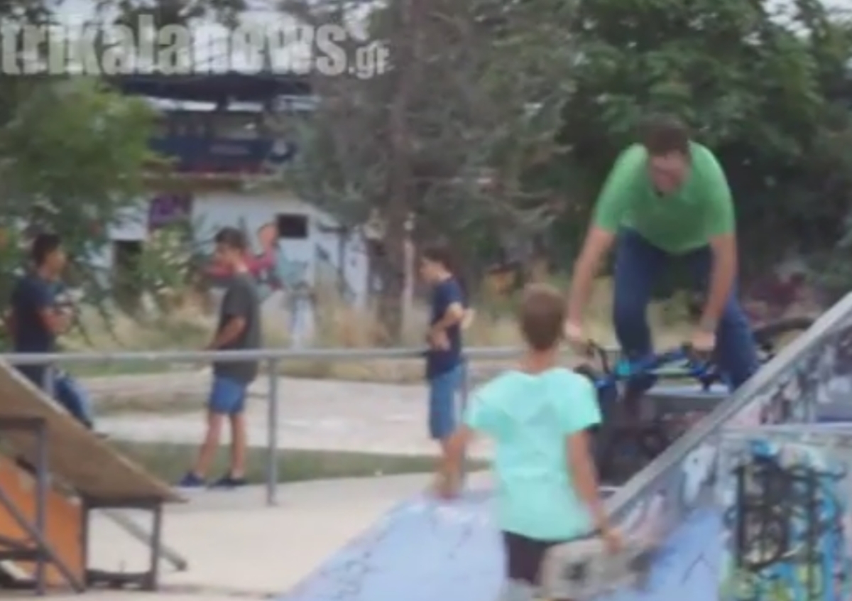 Επική “τούμπα” του αντιδημάρχου Τρικκαίων! VIDEO