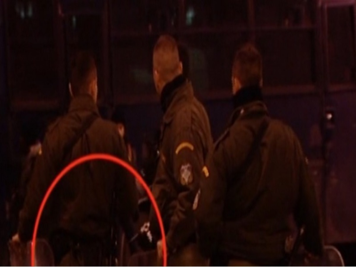 Άοπλοι και… αμήχανοι οι αστυνομικοί στις σημερινές πορείες (ΒΙΝΤΕΟ)