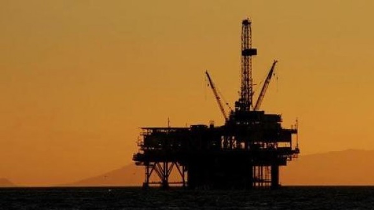 Κύπρος: Άναψε ξανά η φλόγα στο οικόπεδο 12