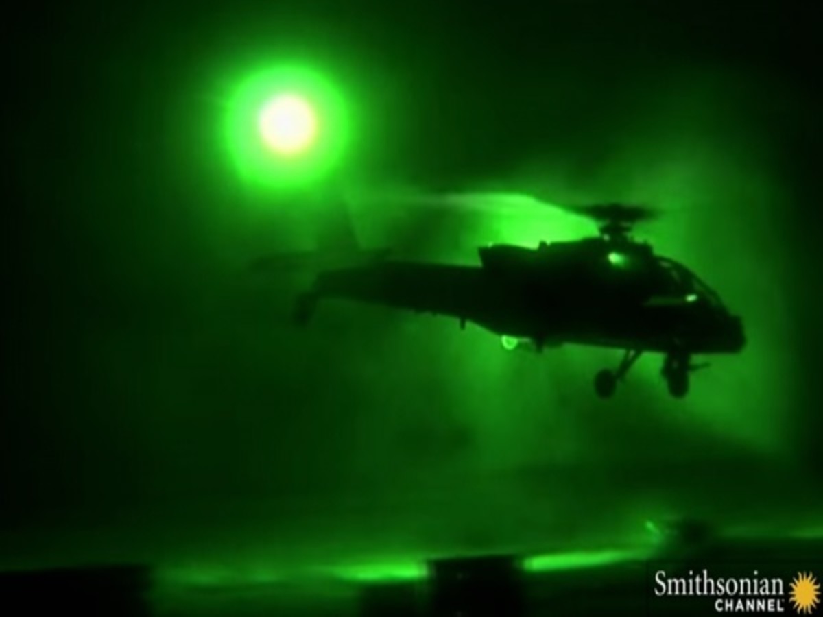 Όταν ελικόπτερα Apache βομβάρδισαν τον Σαντάμ – Βίντεο Ντοκουμέντο