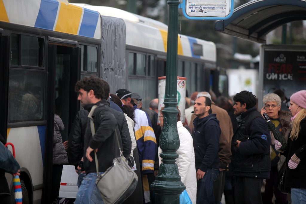 Στάσεις εργασίας σε μετρό, τραμ, ηλεκτρικό μέχρι και την Τρίτη