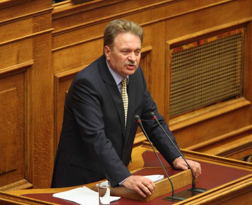 Ο Γ. Αποστολάκος στη Βουλή