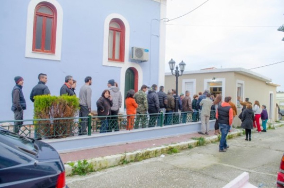 43,5 τόνοι φαγητού και νερού από την Εκκλησία στους σεισμόπληκτους της Κεφαλονιάς