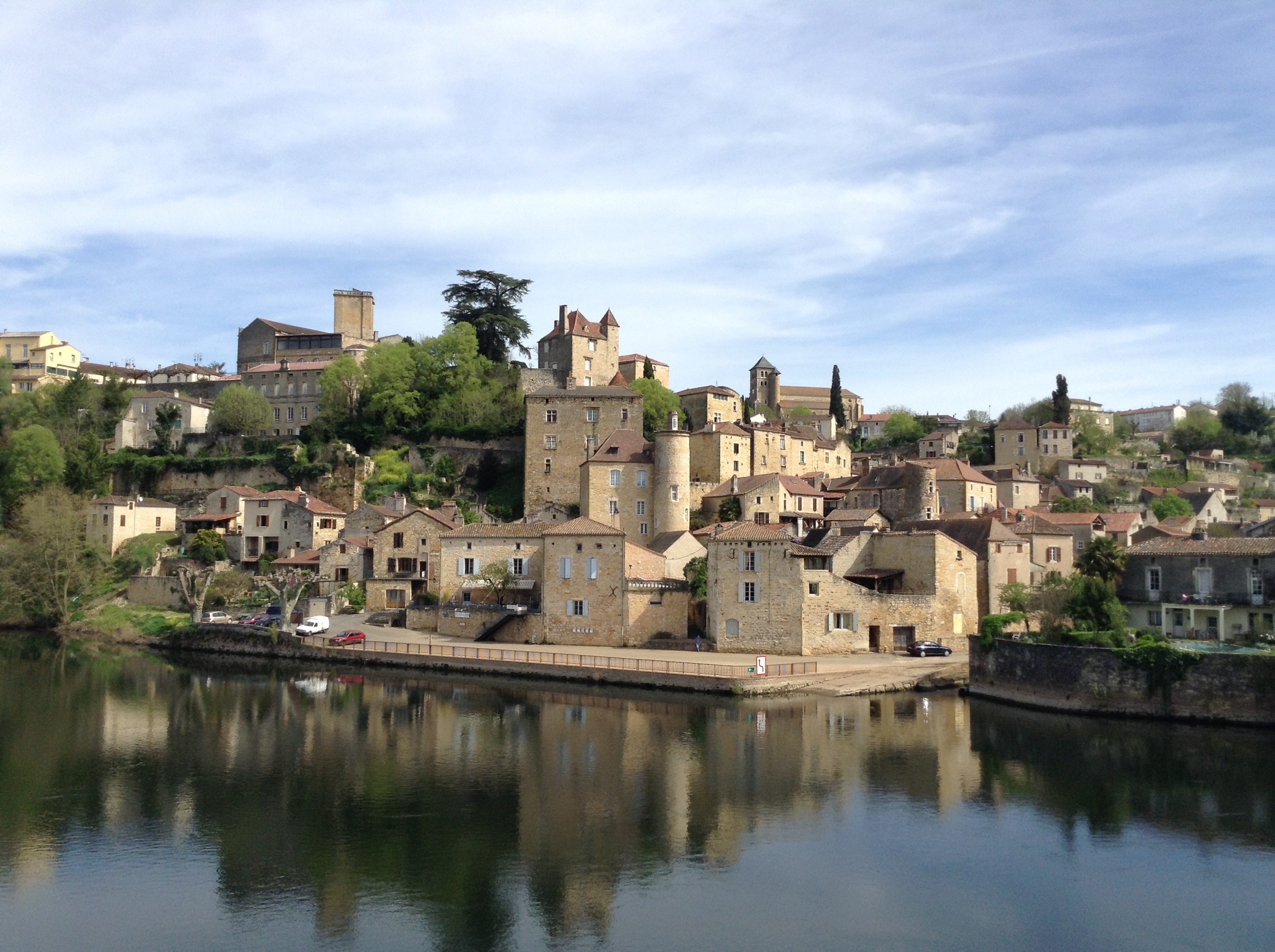 Dans le sensationnel Puy L’Eveque, France