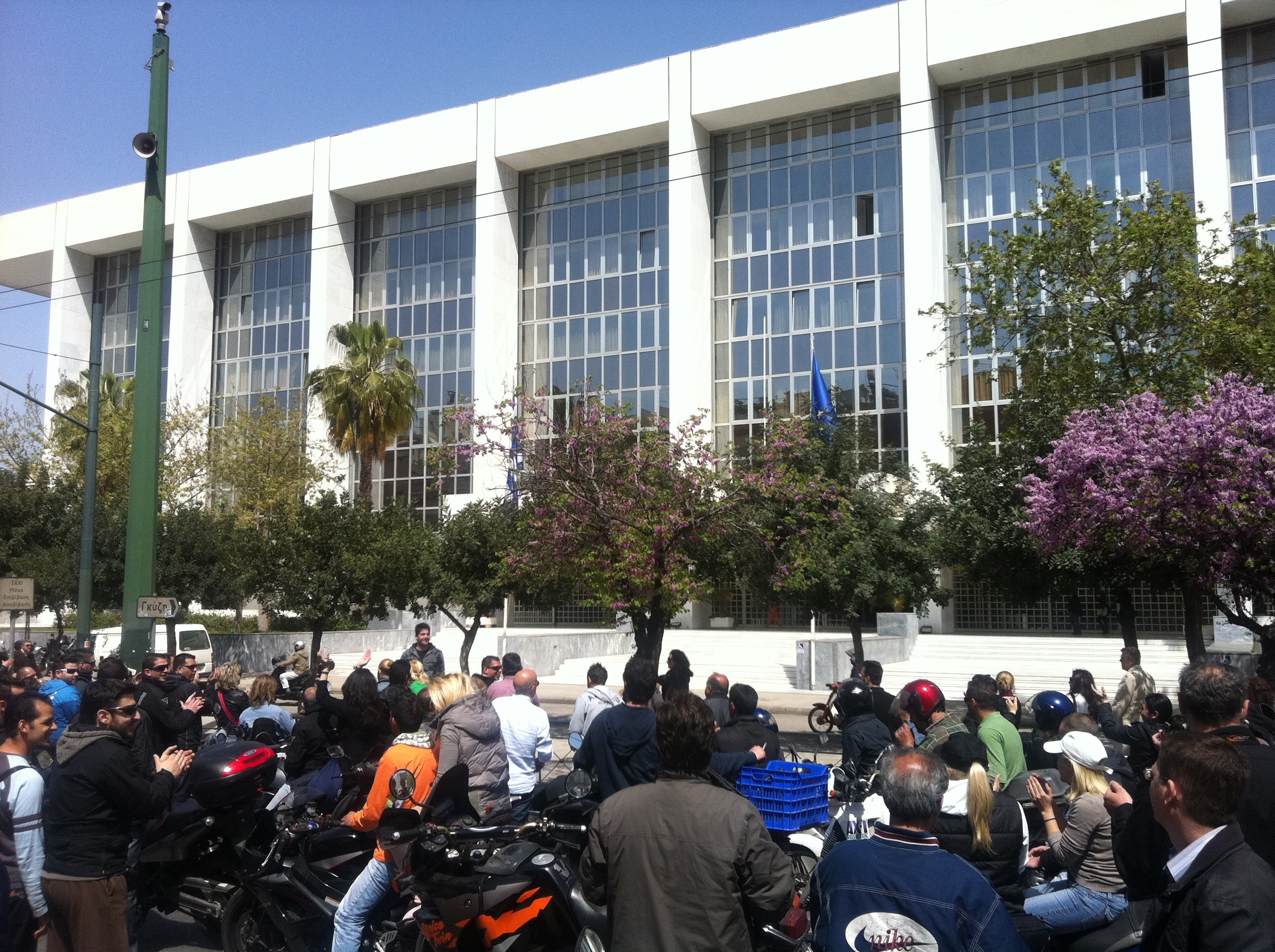 Κυβερνητική δυσφορία για τον πρόεδρο του Αρείου Πάγου