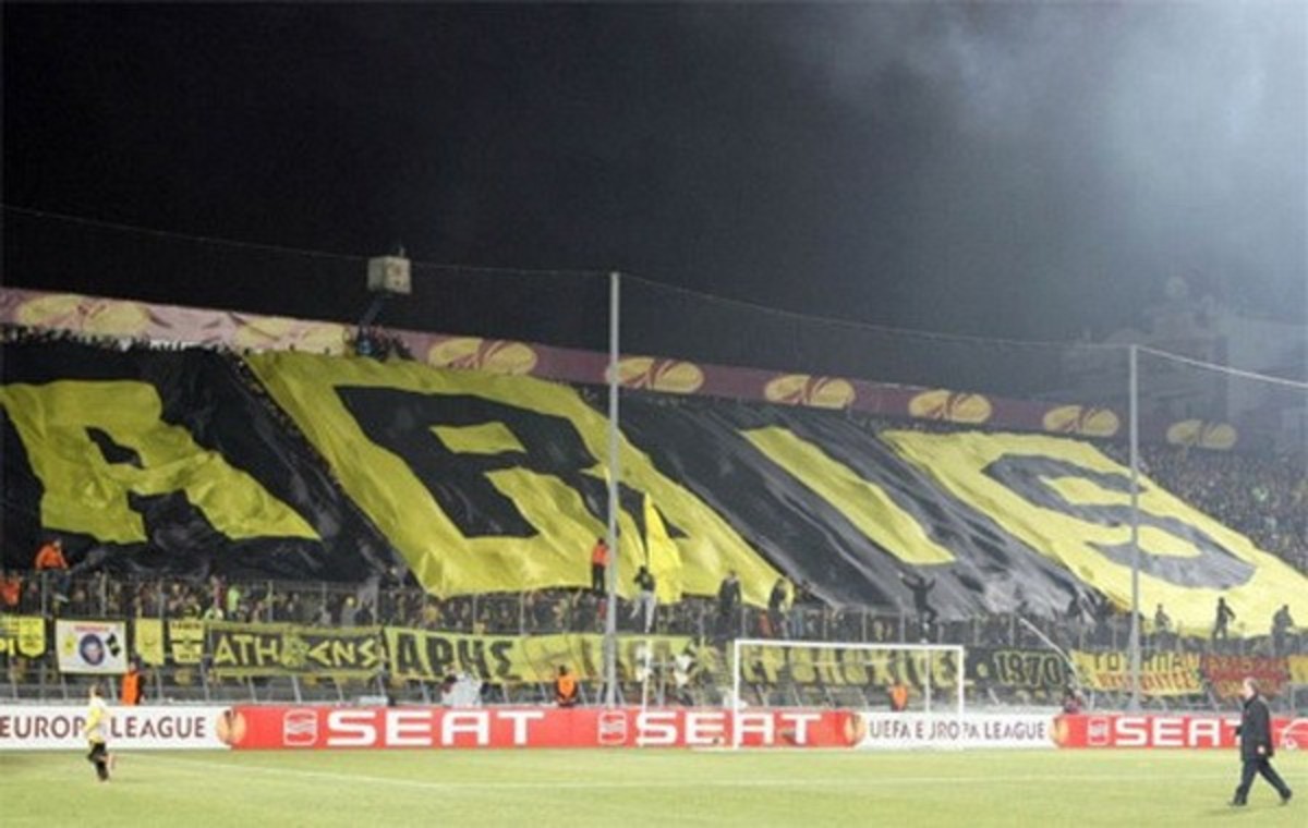 Χειροπέδες σε επτά Αρειανούς για επίθεση σε οπαδό του ΠΑΟΚ