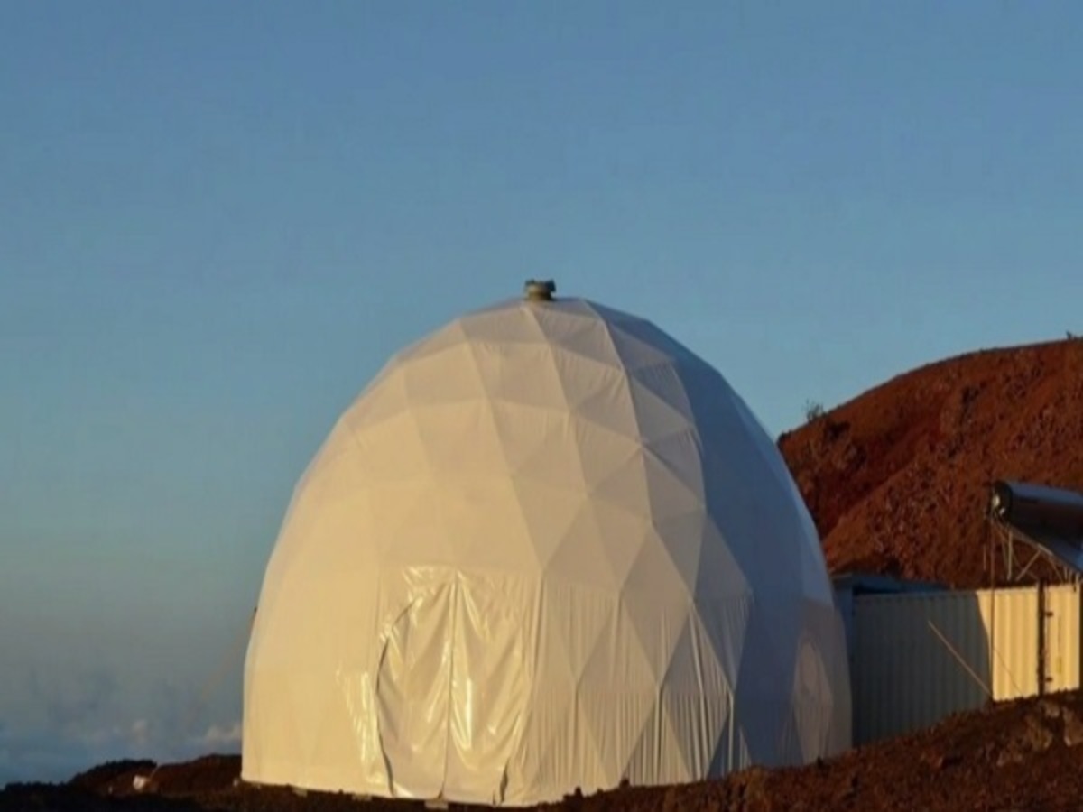 Εθελοντές της NASA ζούσαν ένα χρόνο απομονωμένοι σε ηφαίστειο [vid]