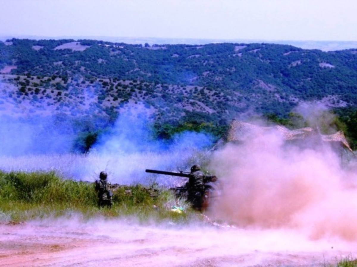 Άστραψαν και βρόντηξαν τα άρματα σε άσκηση στον Έβρο – ΦΩΤΟ
