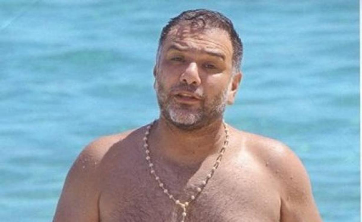 Οι βουτιές του Γρηγόρη Αρναούτογλου στη Μύκονο