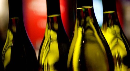 Μεσολόγγι: Σε σοβαρή κατάσταση 10χρονος που βρήκε μπουκάλι με αλκοολ στα σκουπίδια και το ήπιε!