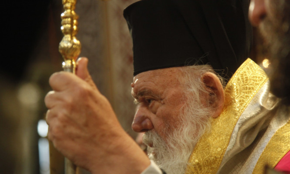 Απάντηση του Αρχιεπισκόπου στα δημοσιεύματα για την επίσκεψή του στους πρόσφυγες