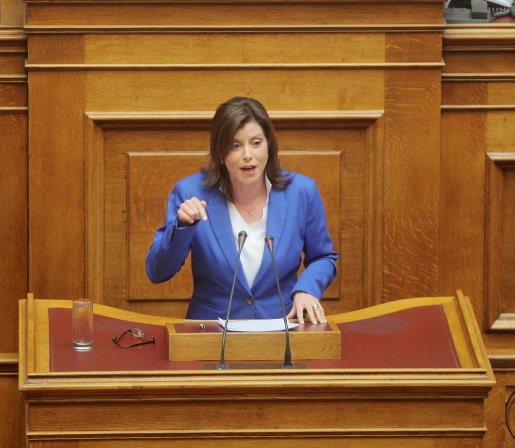 Ασημακοπούλου: Ο Τσίπρας να πει ξεκάθαρα αν θέλει ρήξη ή θέλει συμφωνία